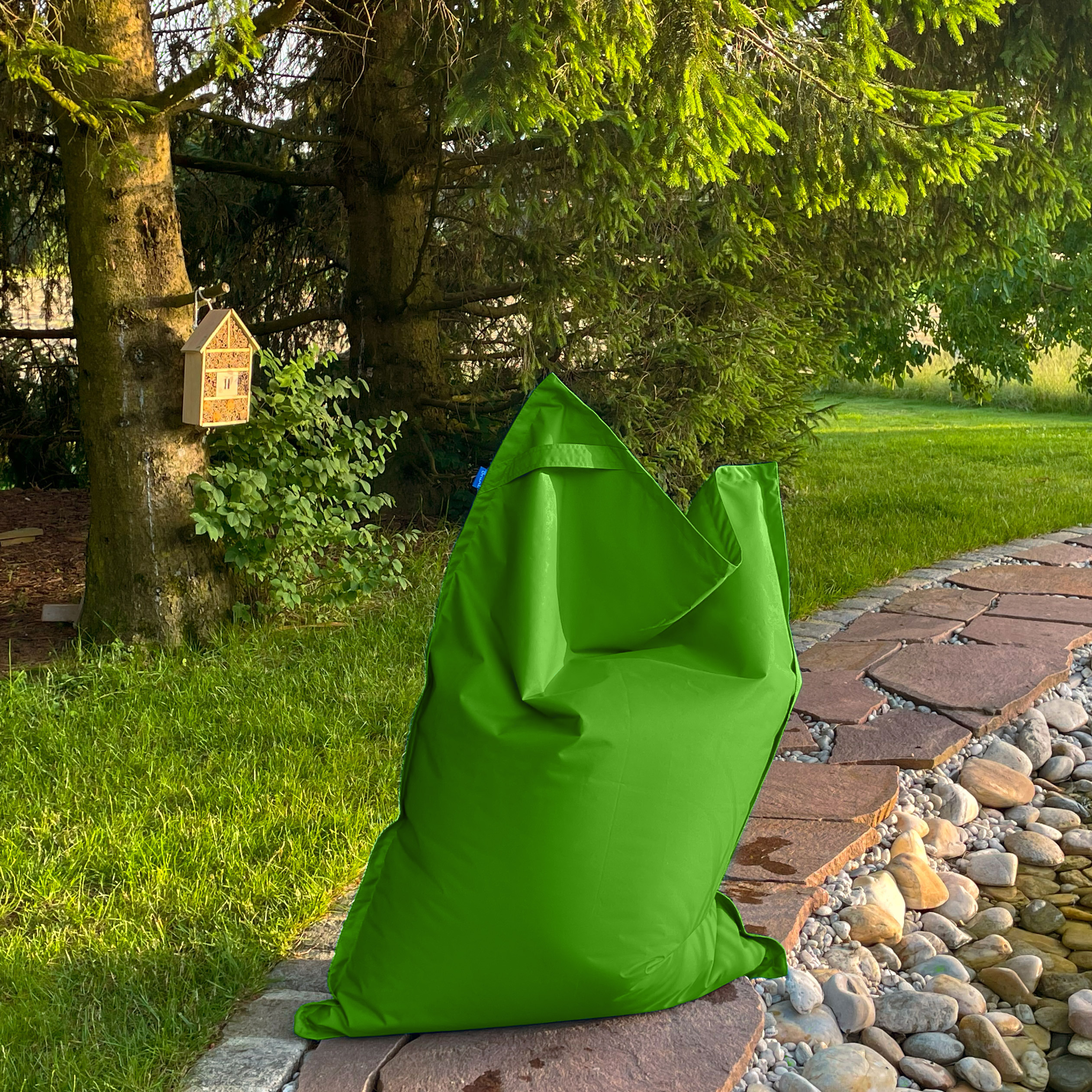 Bruni Caree Kids in Grün - Outdoor- und Indoor-Kinder-Sitzsack