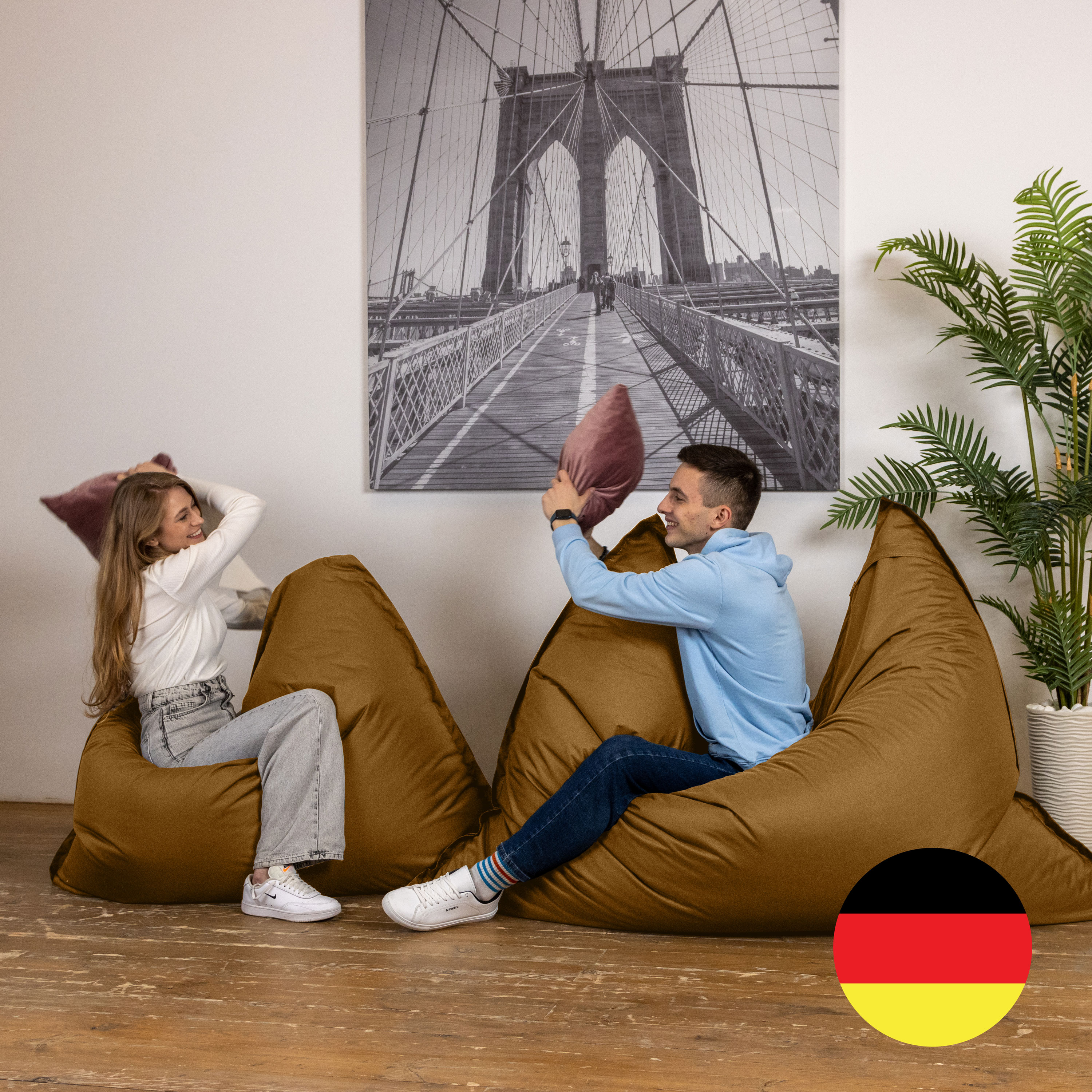 Bruni Caree XXL-Sitzsack in Hellbraun - rechteckiger Indoor- und Outdoor-Sitzsack mit 140x180 cm aus Deutschland