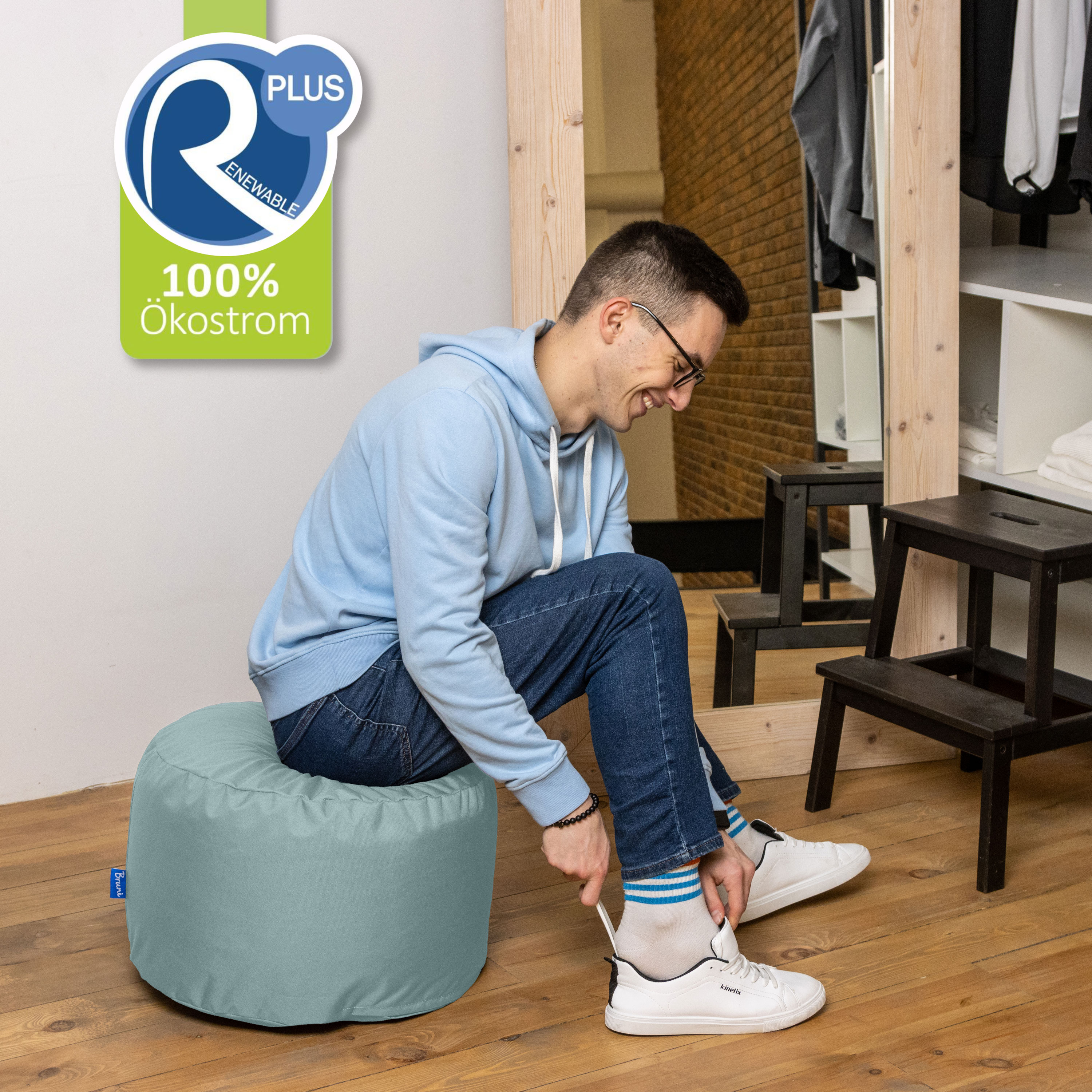 Bruni Pouf Fuß- und Sitzhocker L in Eisgrau - Indoor- und Outdoor-Sitzpouf, in Deutschland gefertigt