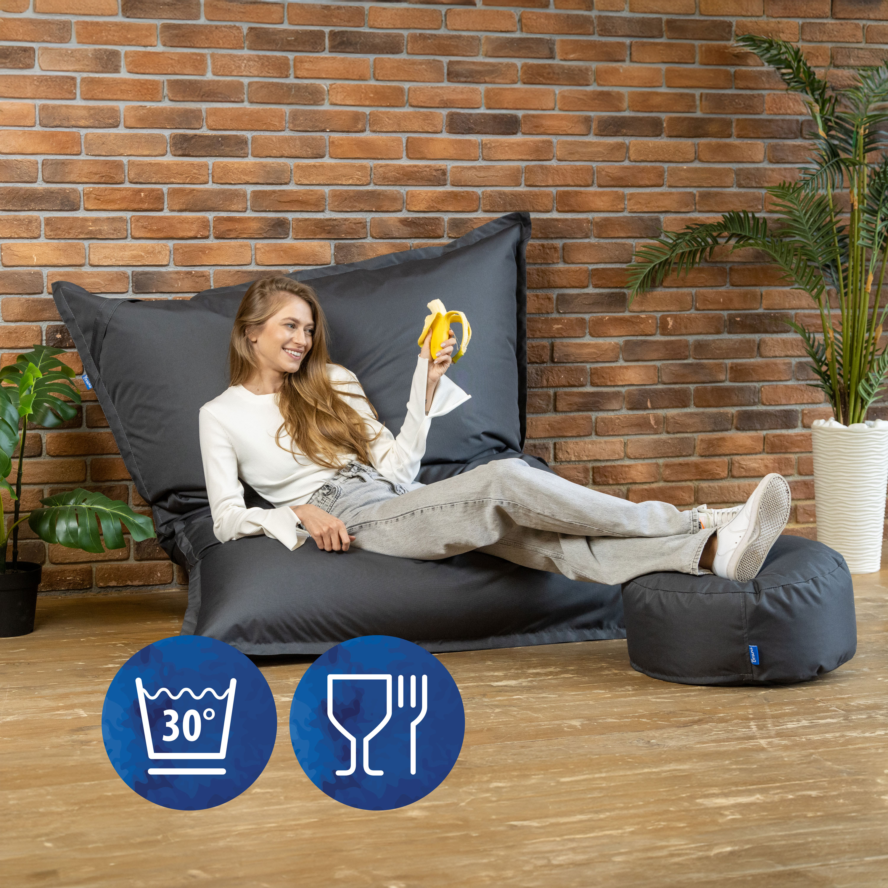 Bruni Caree XXL-Sitzsack in Grau - rechteckiger Indoor- und Outdoor-Sitzsack mit 140x180 cm aus Deutschland