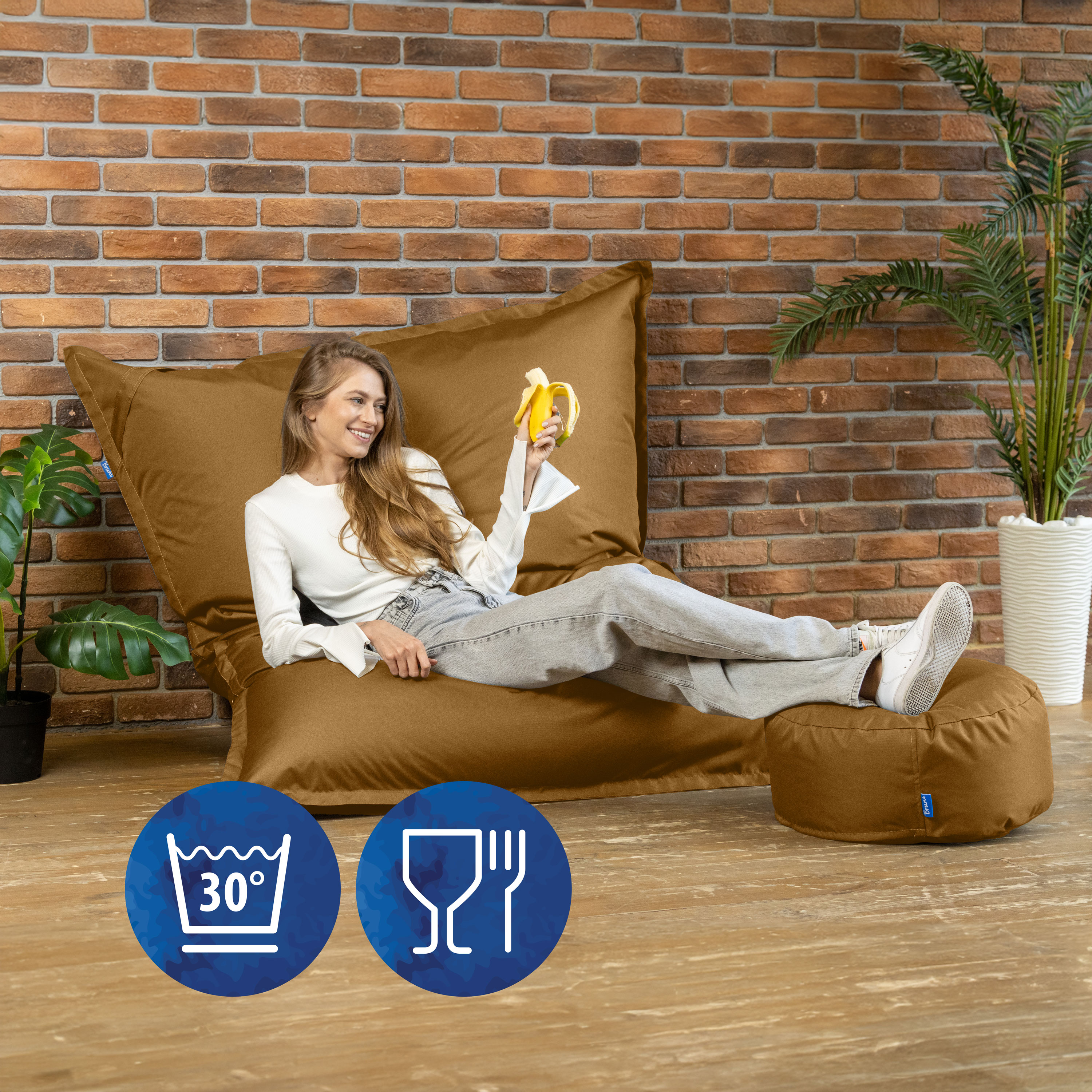 Bruni Caree XXL-Sitzsack in Hellbraun - rechteckiger Indoor- und Outdoor-Sitzsack mit 140x180 cm aus Deutschland