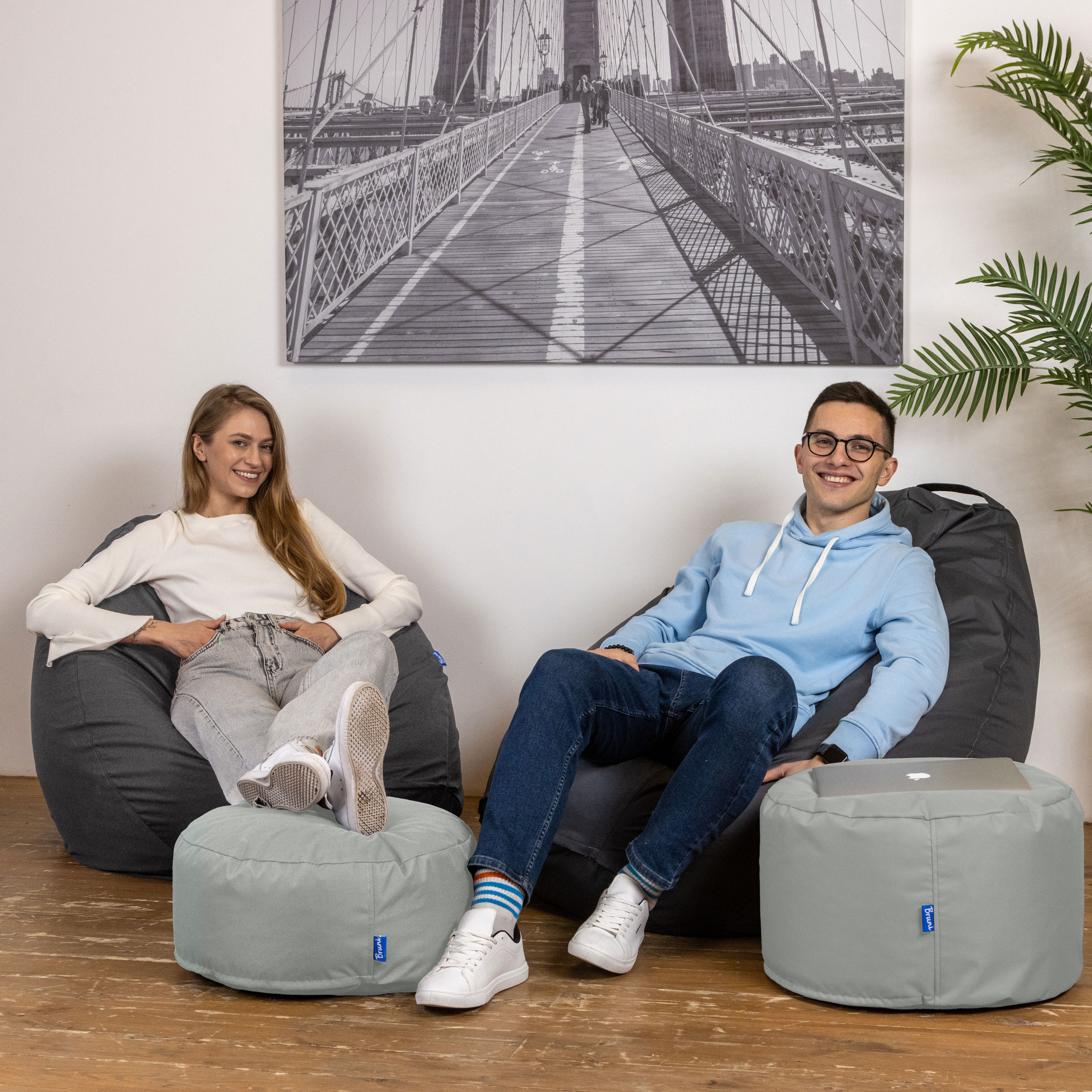 Bruni Pouf Fuß- und Sitzhocker L in Felsgrau - Indoor- und Outdoor-Sitzpouf, in Deutschland gefertigt