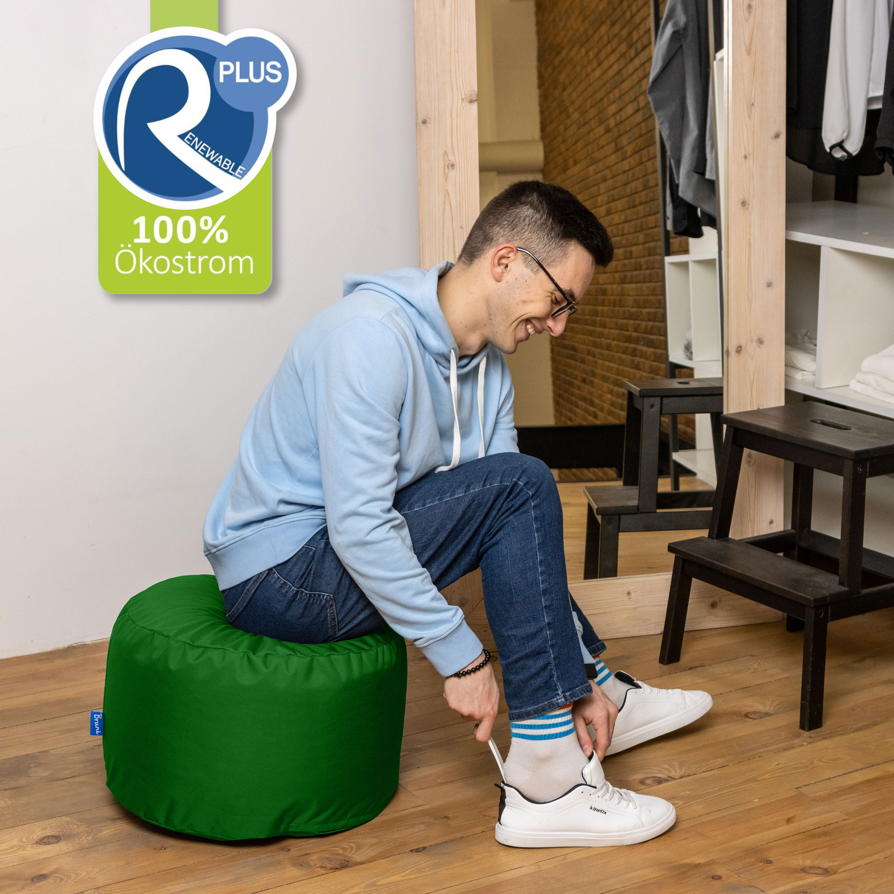 Bruni Pouf Fuß- und Sitzhocker L in Tannengrün - Indoor- und Outdoor-Sitzpouf, in Deutschland gefertigt